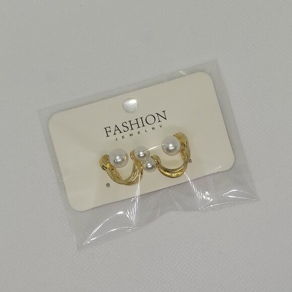 925 Sterling Silver | Faux Pearl-Duo Stud Earrings - Picture 3 of 3